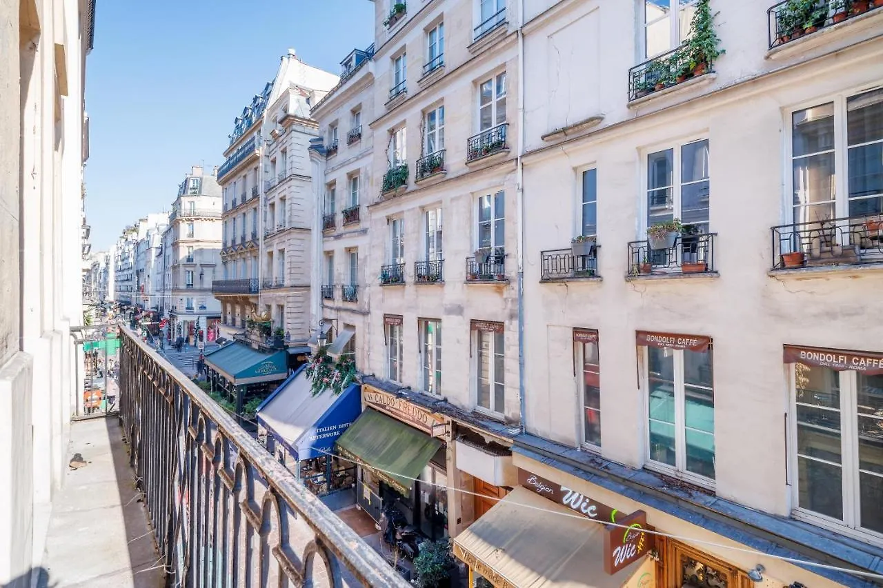 Luxury Living A Montorgueil Apartment Paris